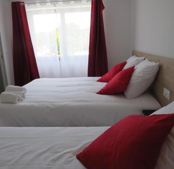 בית מלון כפרי Hôtel Les Jardins De Saulzet