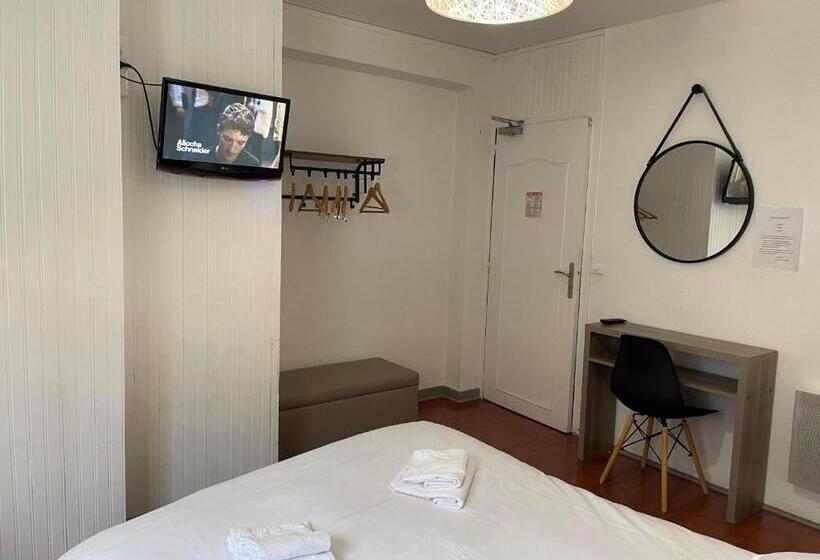 호텔 Hôtel Les Trois Lys