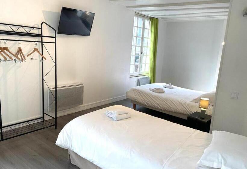 호텔 Hôtel Les Trois Lys