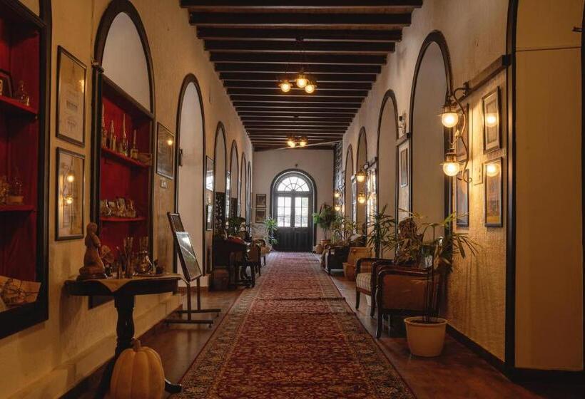 בית מלון כפרי Ilbert Manor