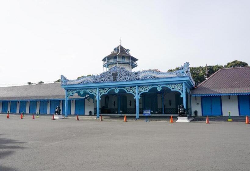 ホテル Istana Griya 2