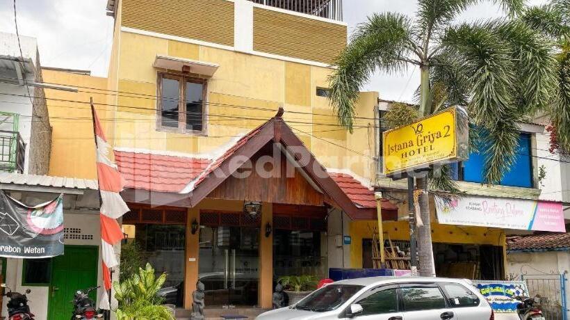ホテル Istana Griya 2