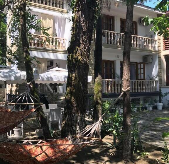 هتل Karakum Villa