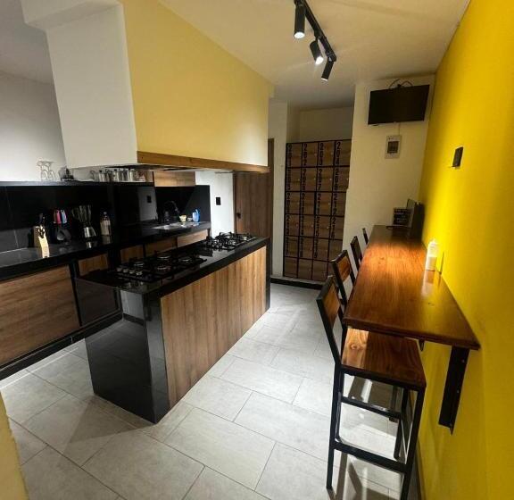 בית מלון כפרי Kasa 5ta Frente Al Estadio