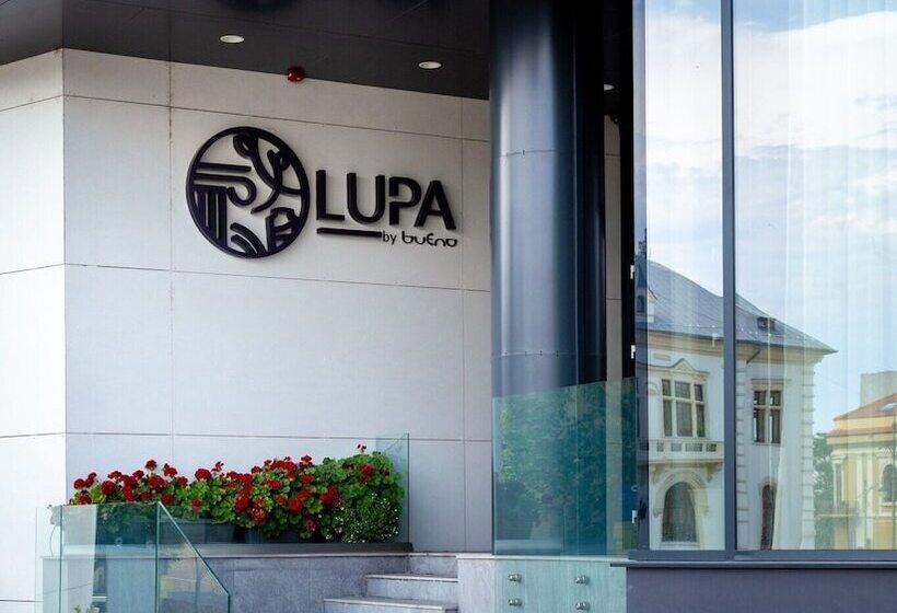 Отель Lupa By Bueno