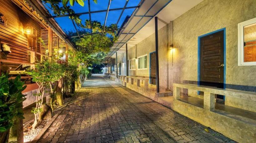 فندق Mac Garden Resort