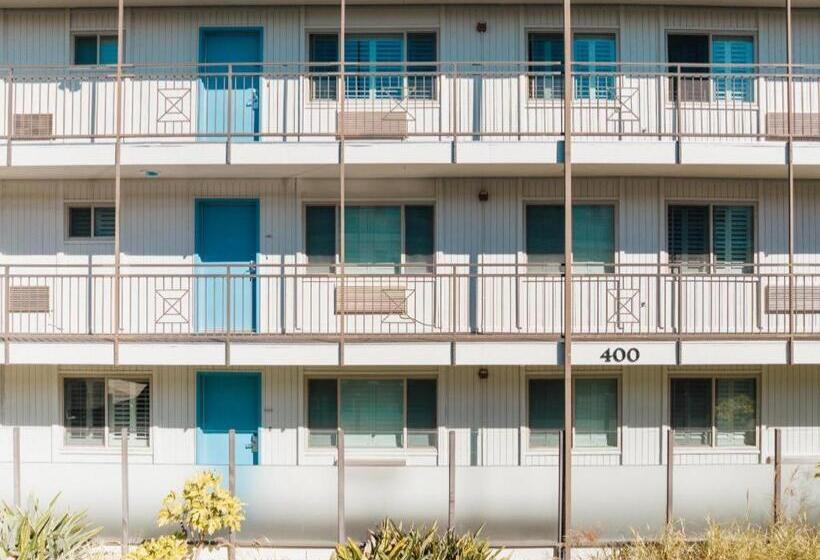 فندق Marin Suites