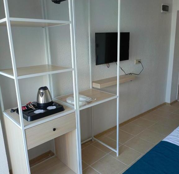 هتل Mia Hill Suites