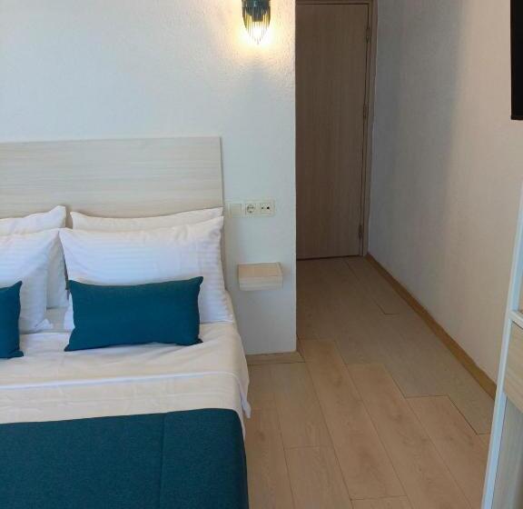 هتل Mia Hill Suites