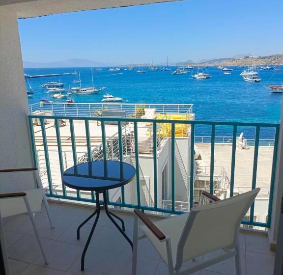 هتل Mia Hill Suites