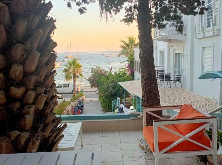 هتل Mia Hill Suites