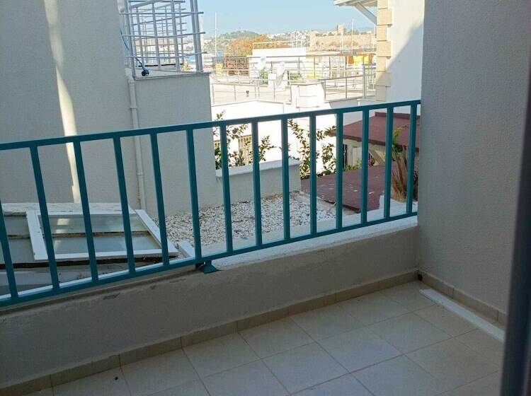 هتل Mia Hill Suites