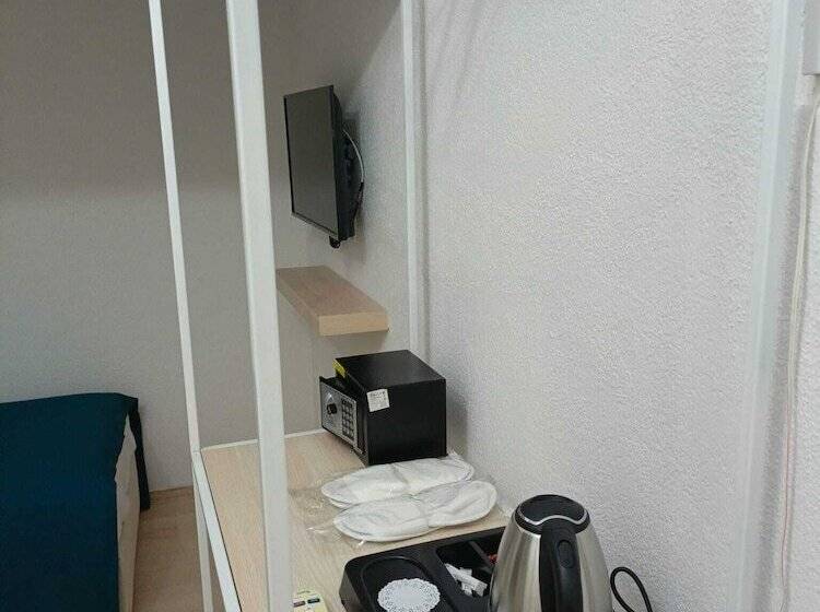 هتل Mia Hill Suites