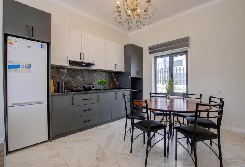 Novel Hotel And Apartments