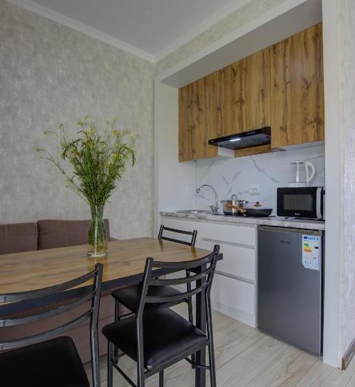 Novel Hotel And Apartments