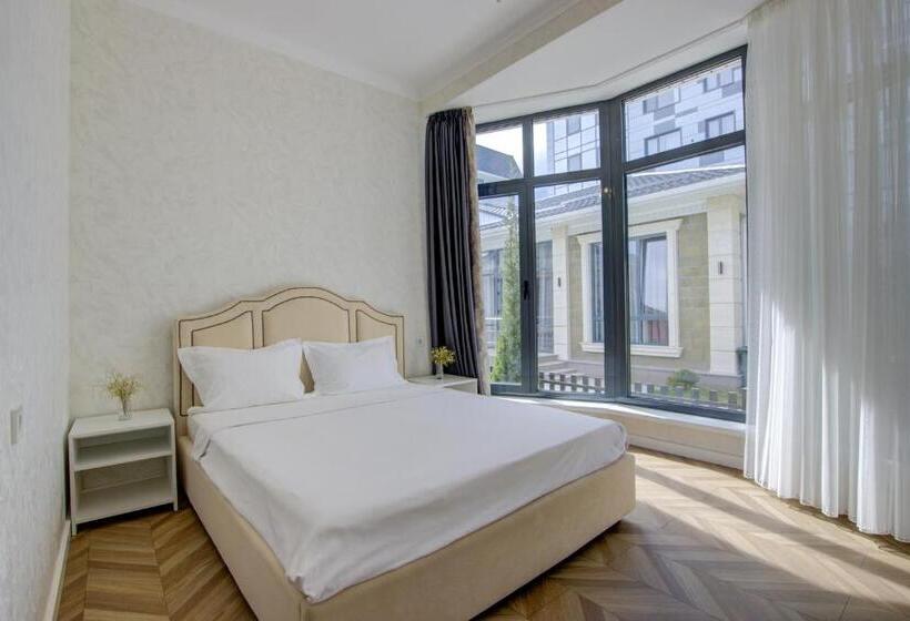 Novel Hotel And Apartments