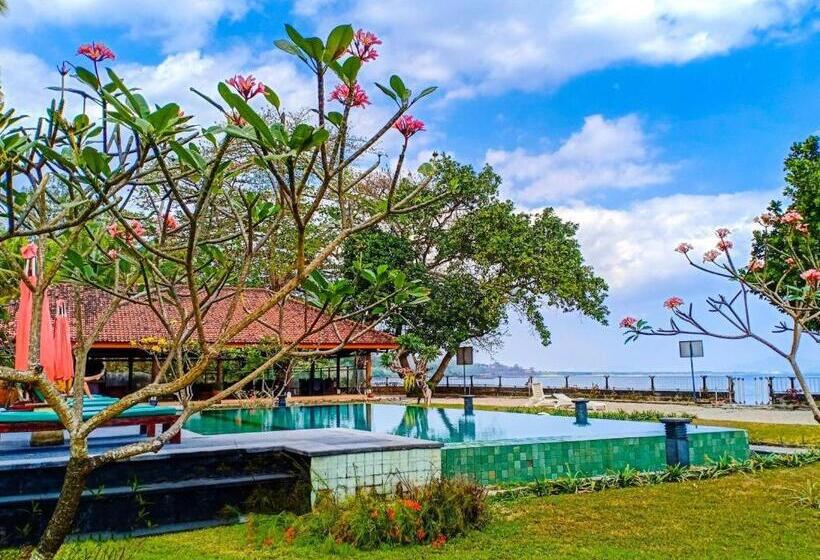 فندق Oyo 1508 Mascot Beach