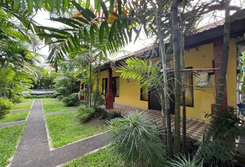 ホテル Oyo 94014 The Sanya Homestay