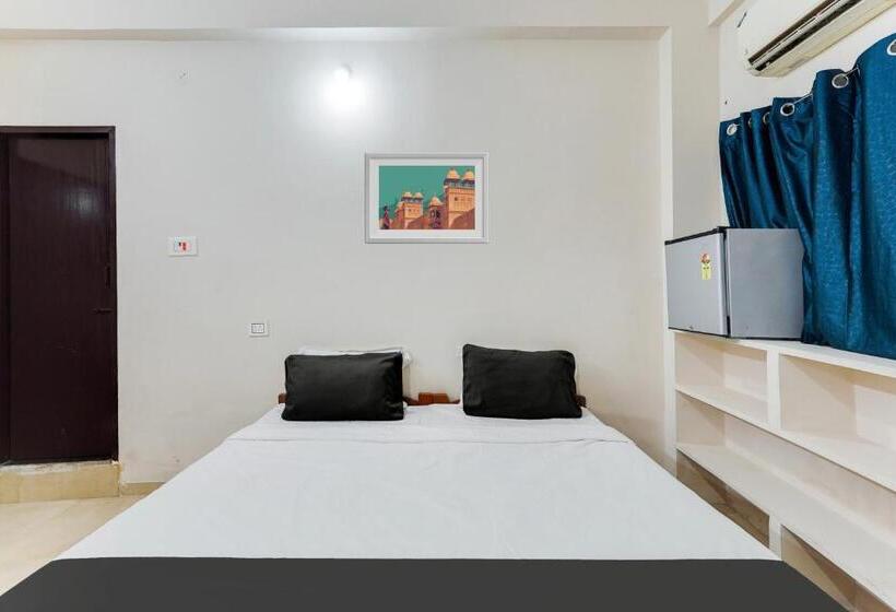 Отель O Golden Stay Inn