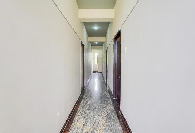 Отель O Golden Stay Inn