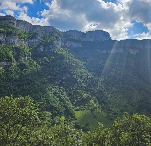 Отель Picasso Chambre Privée Le Refuge Du Phoenix