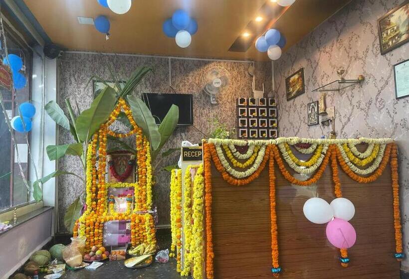 Hotel Prakrathi Residency