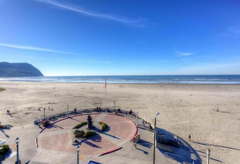 هتل Promenade Inn & Suites Oceanfront