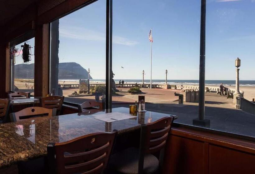 هتل Promenade Inn & Suites Oceanfront