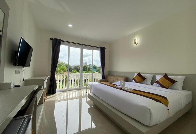 ホテル Puean Chang Resort Phuket