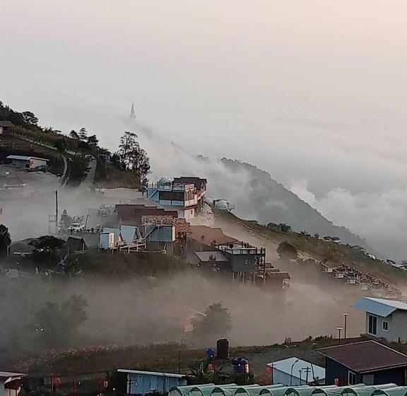 Отель Rai Saeng Tawan At Phu Thap Buek