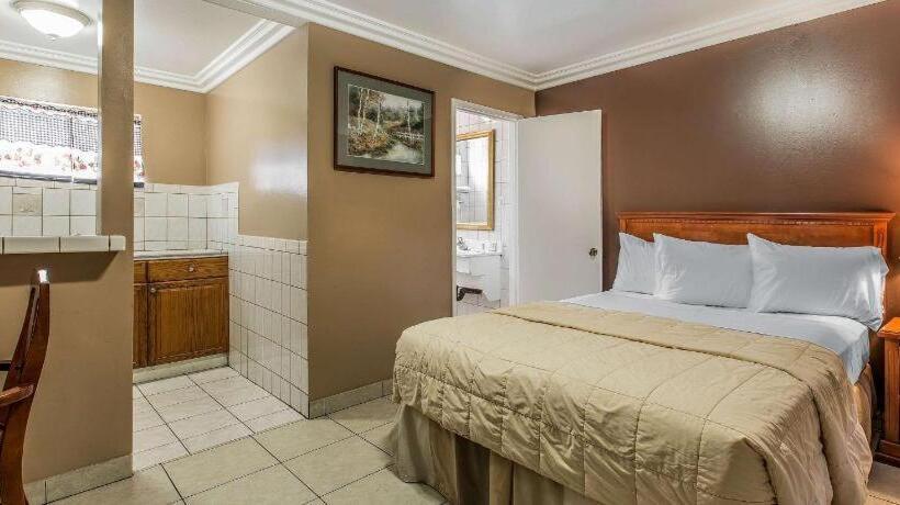 Отель Rodeway Inn