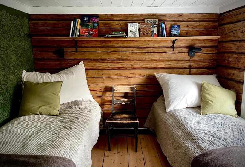 فندق Smedja Overnatting Og Ysteri