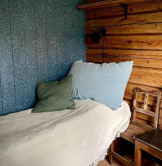 فندق Smedja Overnatting Og Ysteri