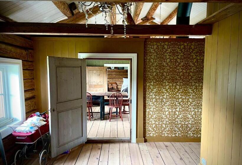 فندق Smedja Overnatting Og Ysteri