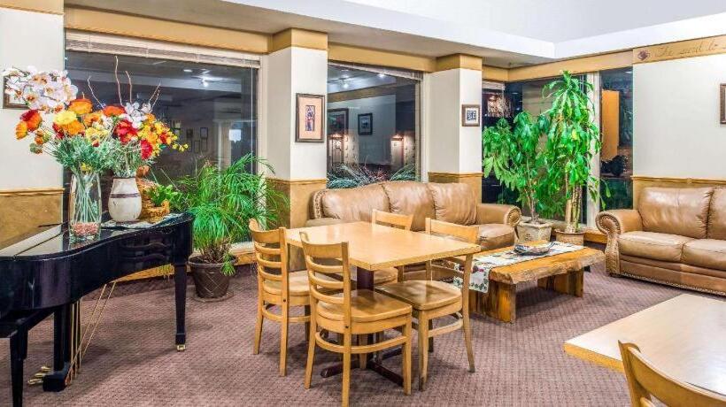 בית מלון כפרי Travelodge By Wyndham Kalispell