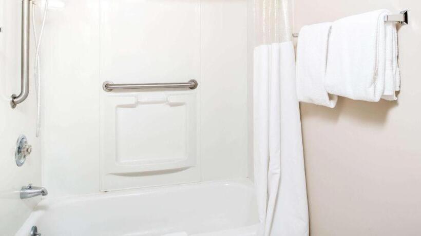 בית מלון כפרי Travelodge By Wyndham Kalispell