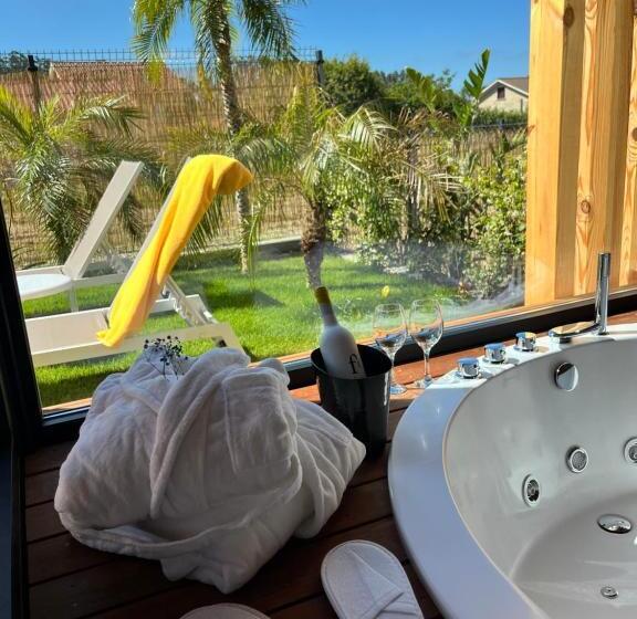 هتل Villas Calas De Aldan