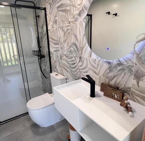 هتل Villas Calas De Aldan