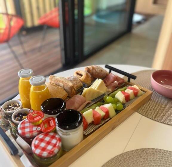 هتل Villas Calas De Aldan