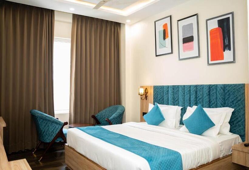 فندق W Grand A Boutique