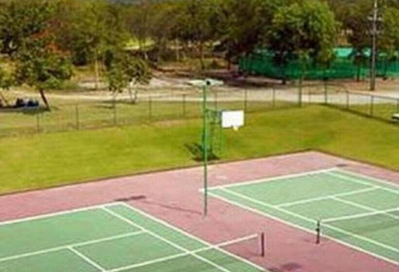 Lake View Hotel And Golf Club