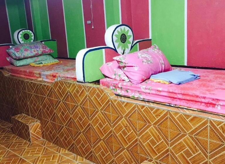 Malapascua Divergems Hostel And Diving Center