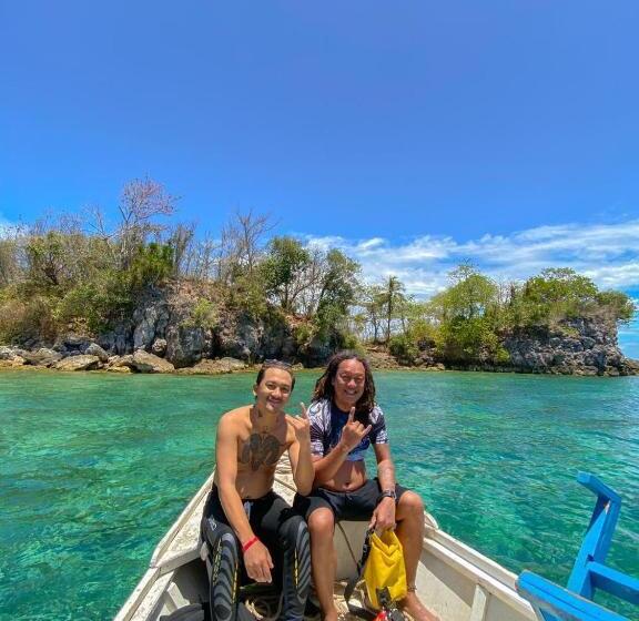 Malapascua Divergems Hostel And Diving Center