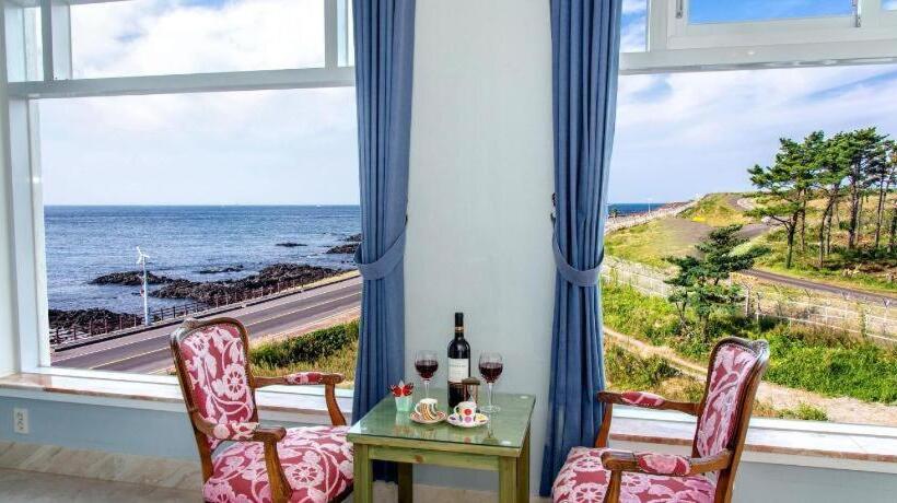 モーテル Whitehouse