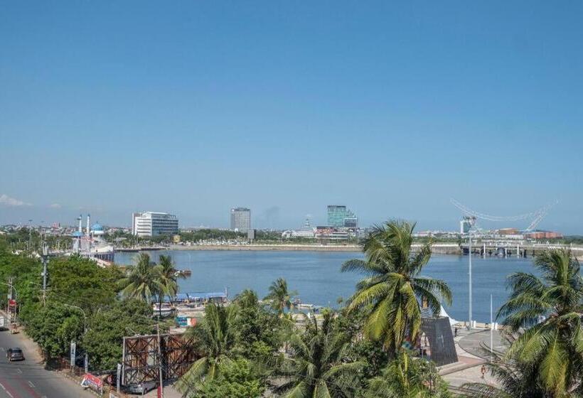 Oyo 1090 Hotel Anging Mammiri Makassar