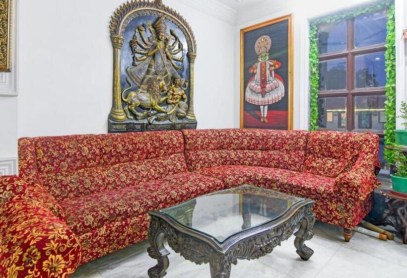 Palette   Beachfront Elegance Resort