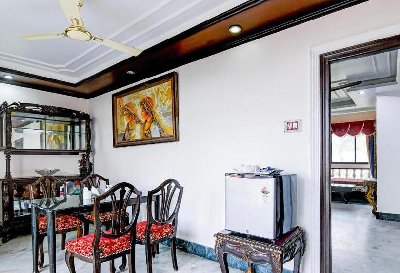 Palette   Beachfront Elegance Resort