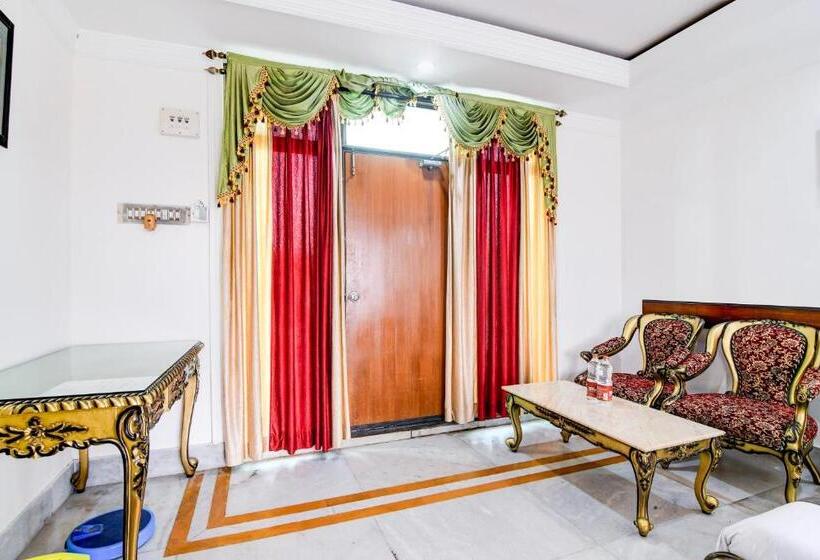 Palette   Beachfront Elegance Resort