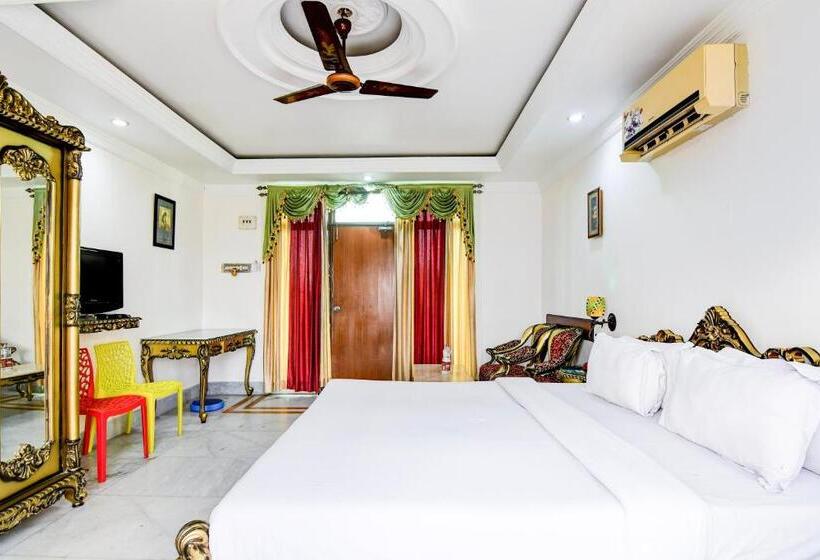 Palette   Beachfront Elegance Resort