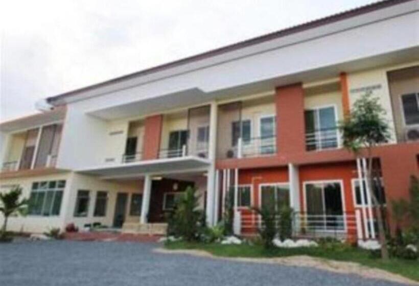 Palm Hill Resort